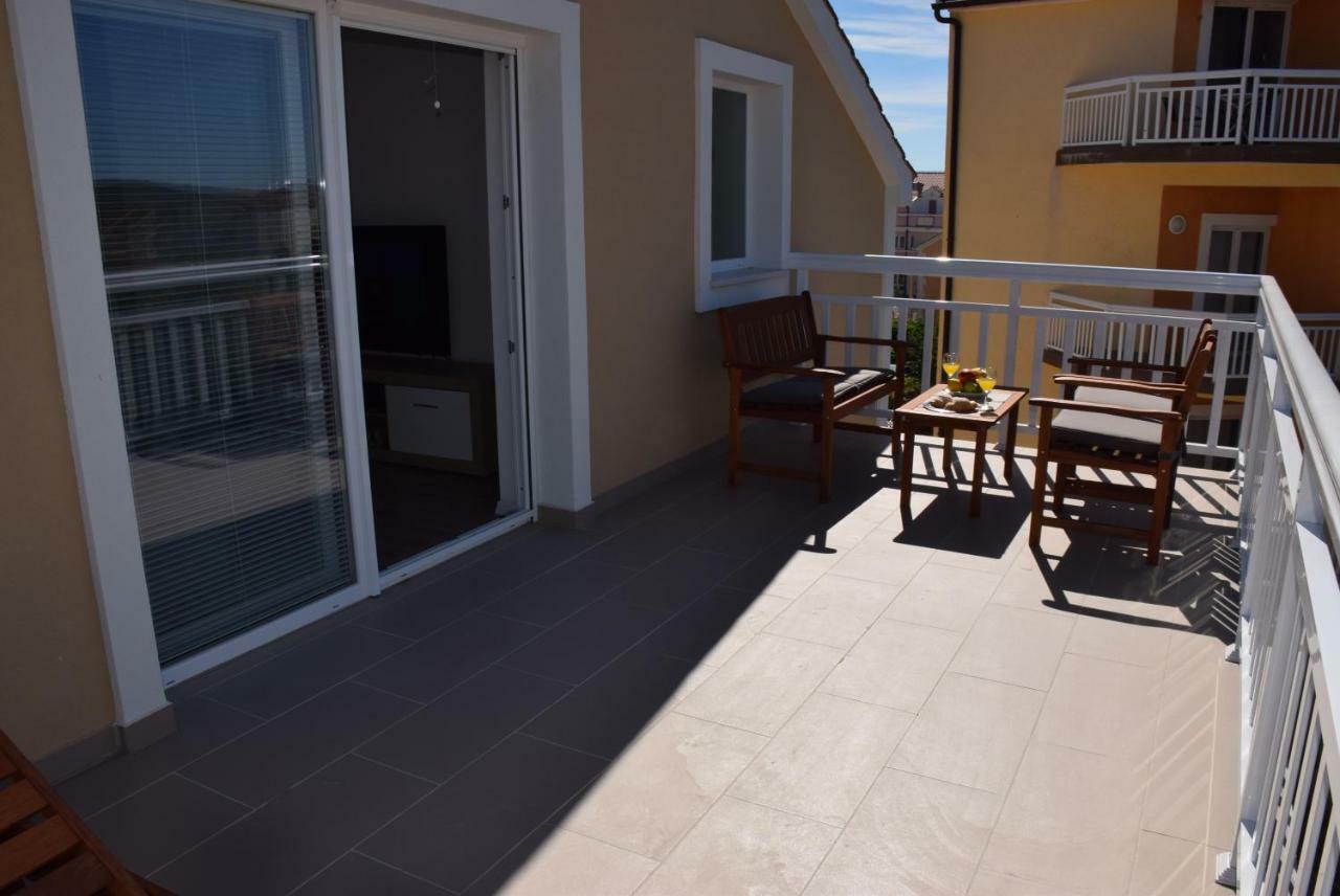 Apartments Zelic Vodice Exterior foto