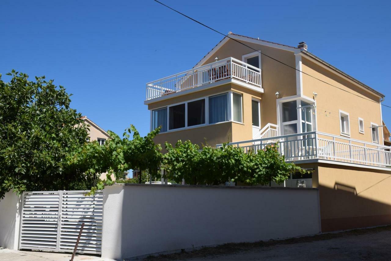 Apartments Zelic Vodice Exterior foto